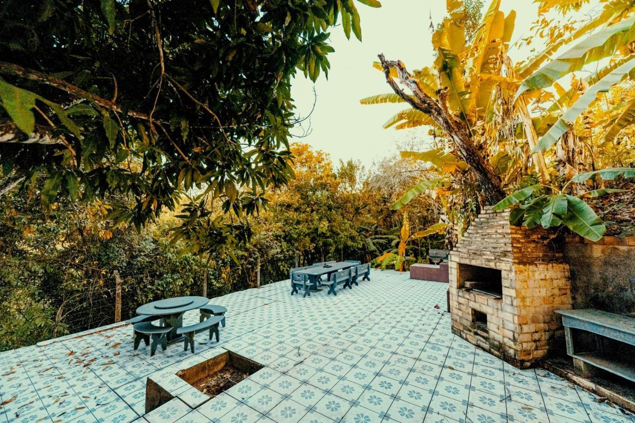 Pousada Casarao Na Serra วาร์เจมบูนิตา ภายนอก รูปภาพ